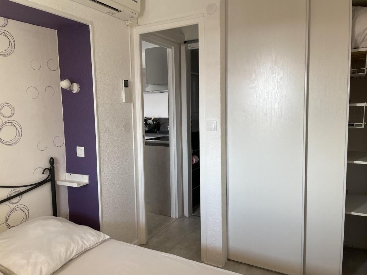 Bormes-Les-Mimosas - Appart 25M2 Avec Balcon - 4P Exterior photo
